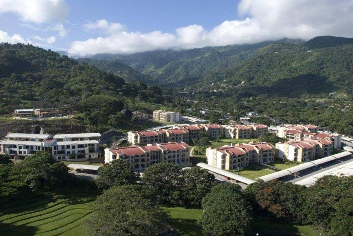 Cr Mariposa Rentals Comfortable Penthouse, Ac, Pool, Gym, Tennis Santa Ana  Ngoại thất bức ảnh